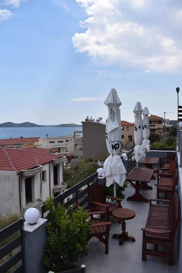 Relaxo Maisonette Elia Néa Péramos Exterior foto